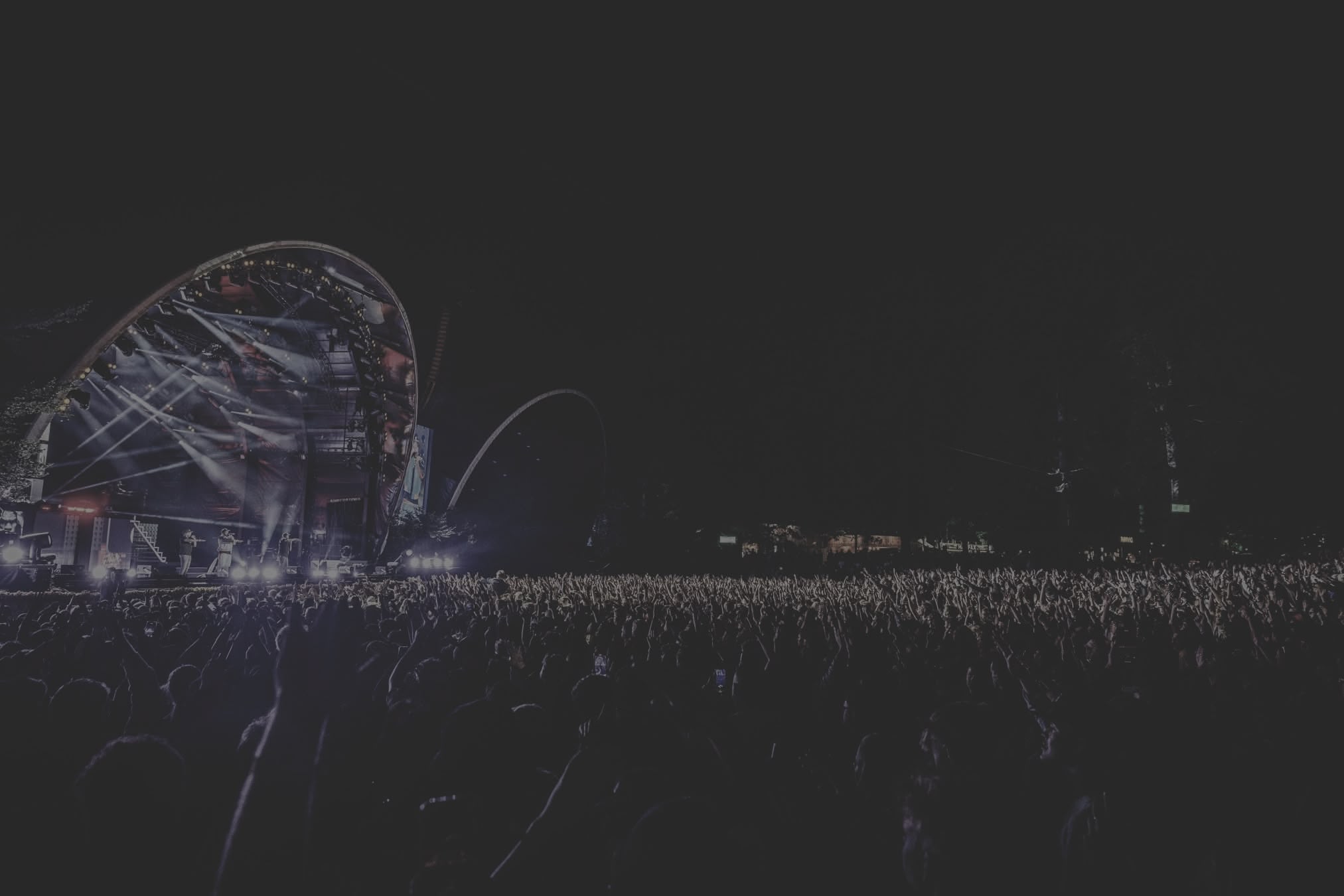 Audience 01 (Whitened)